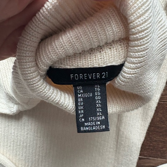 Forever 21 Sweater dress - XS dress the PTP is 14 - Picture 2 of 2